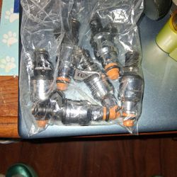 Fuel Injectors 