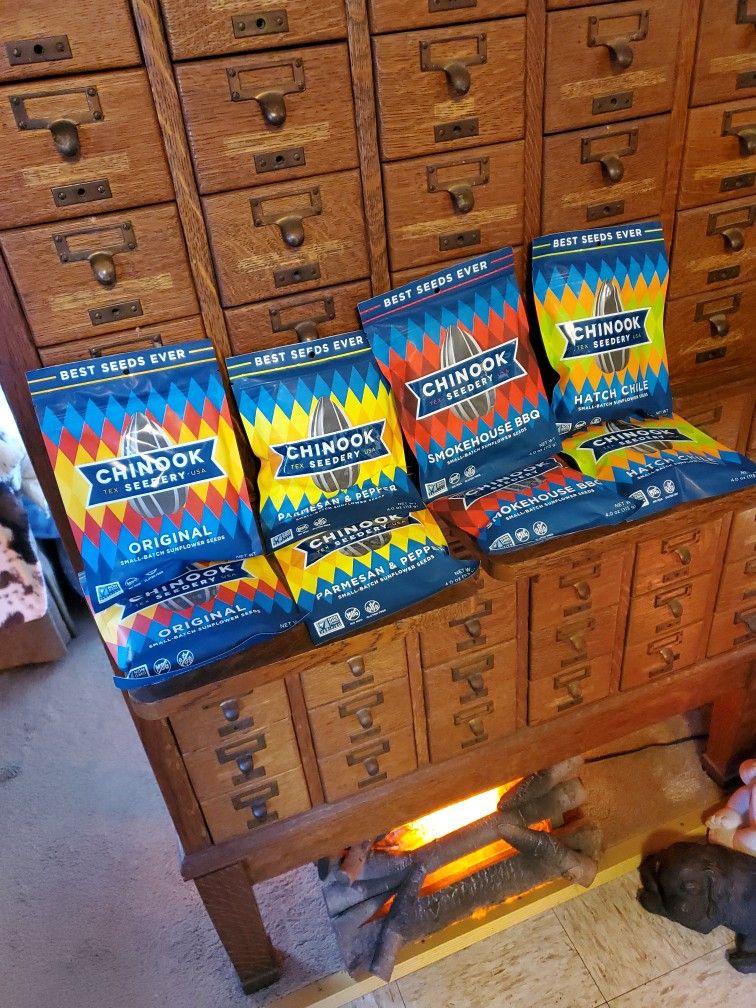 6 Bags Of Chinook Seedery Sunflower Seeds