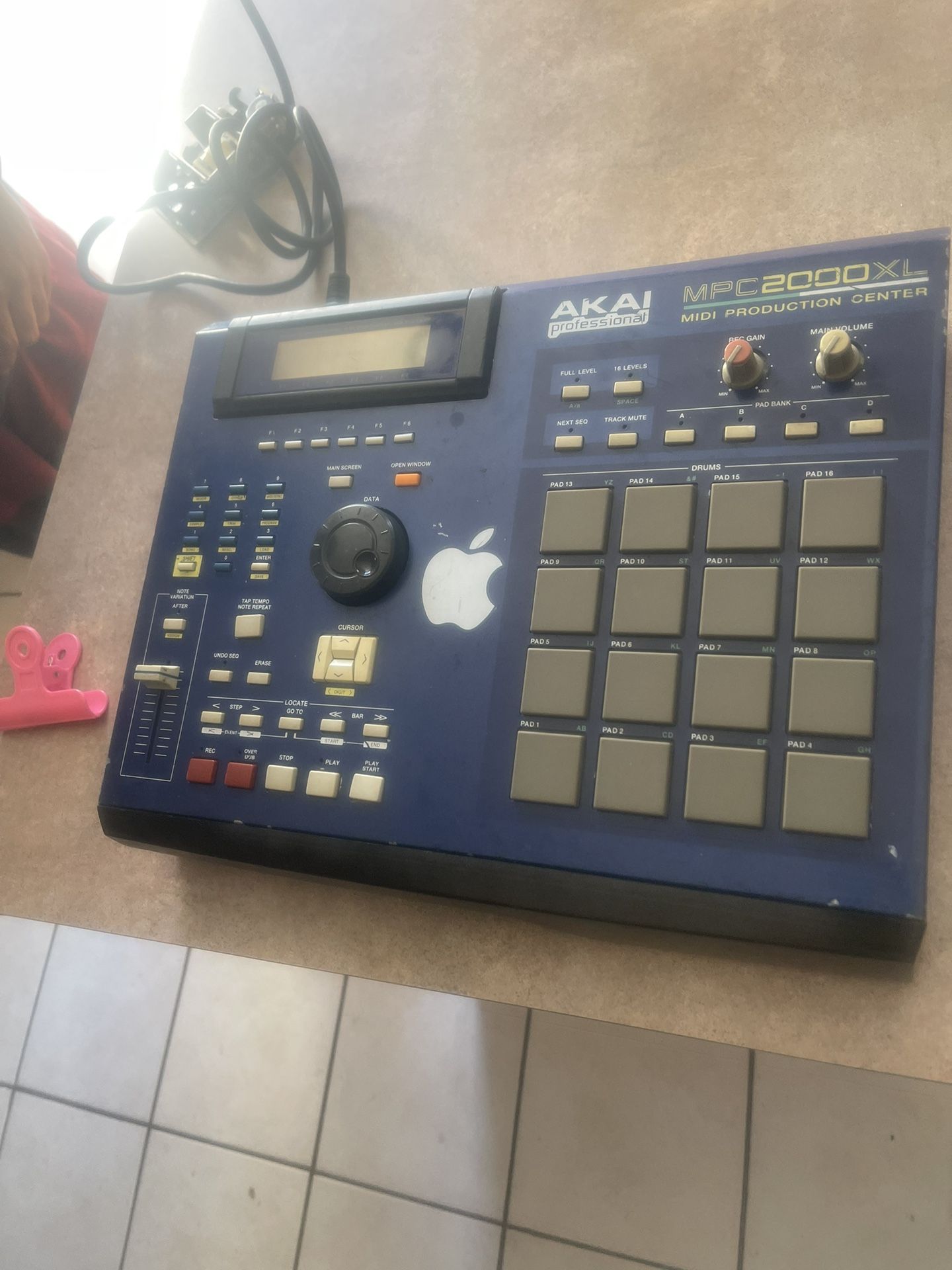 MPC 2000XL