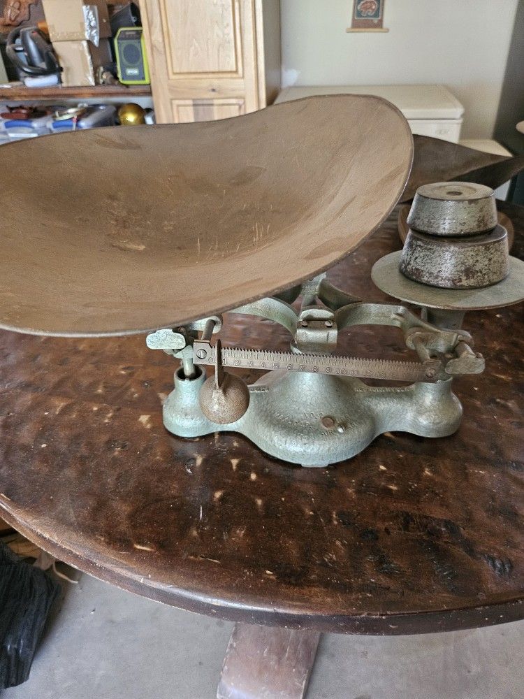 Vintage Balance Scale