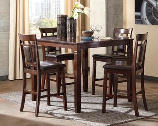 BRAND NEW  TABLE FOR SALE