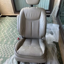 Nissan Quest LH Heated Leather Manual Seat 2012-2017