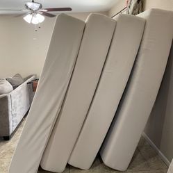 4 Twin Bed Mattresses - 12 inch Memory Foam 