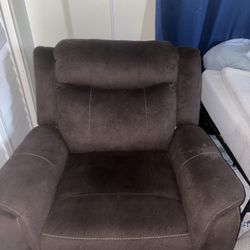 Rocker Recliner 