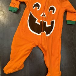  Halloween baby  