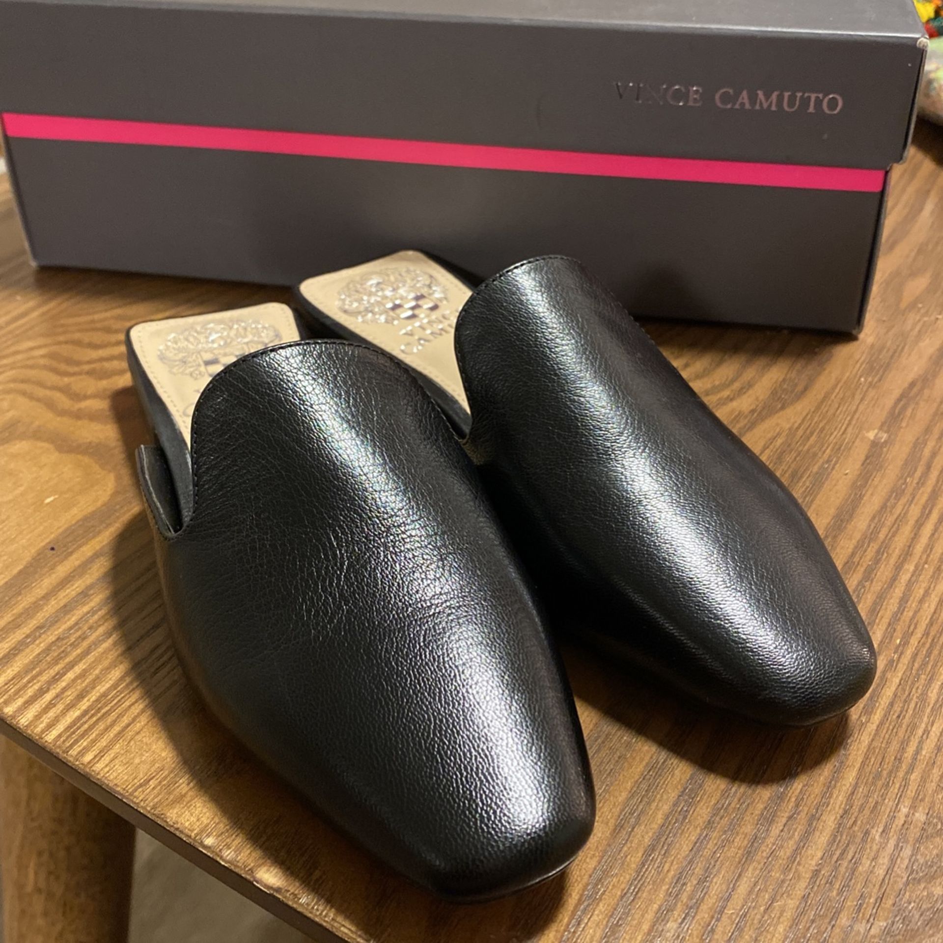 Vince Camuto Flats