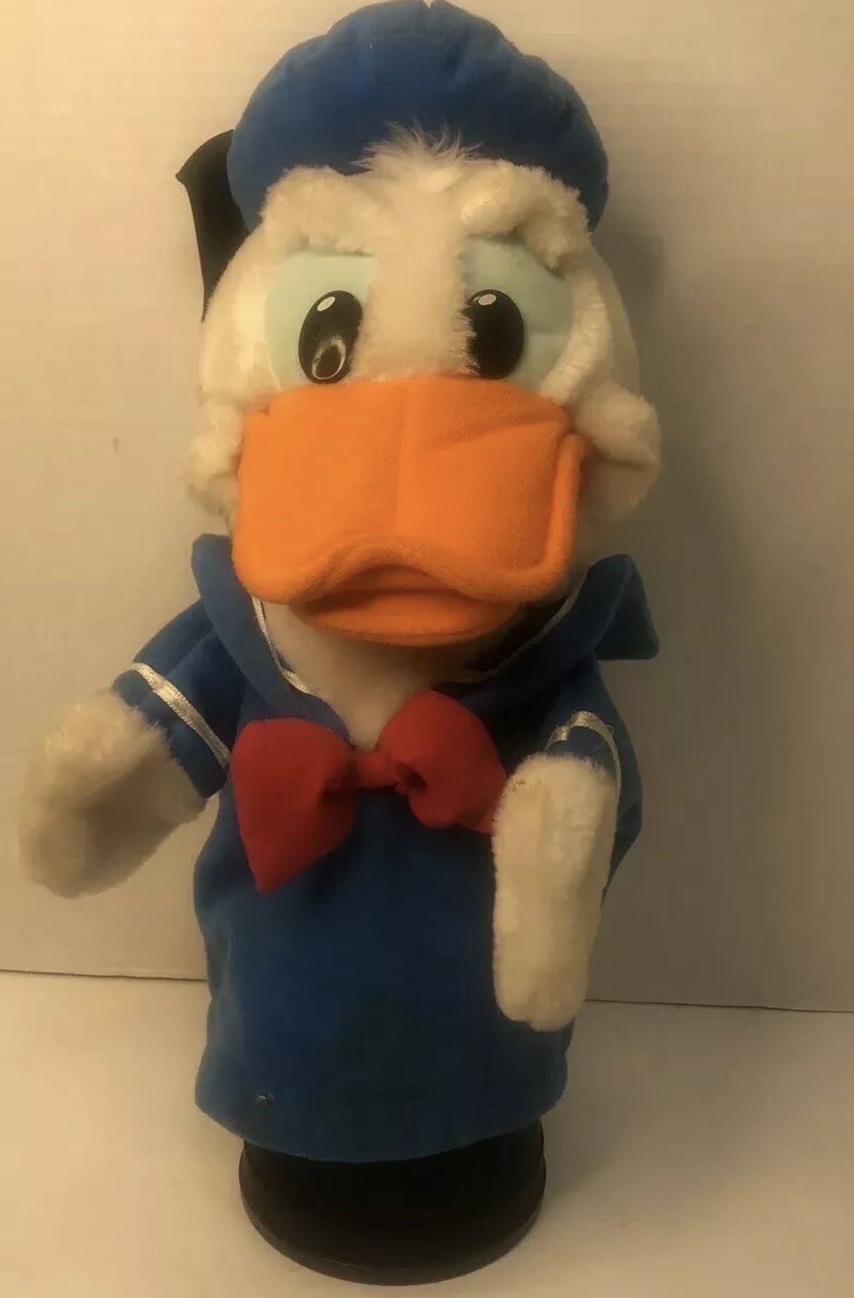 Vintage Applause Donald Duck Disney Hand Puppet Animal