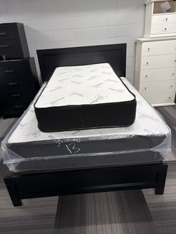 Huge sale for Mattress And Box Twin size #mattress and box 150.$ full 190$ Queen 200$ king 290$. free delivery free set up 708….289…7715… cash or Zell