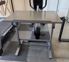 Art Table