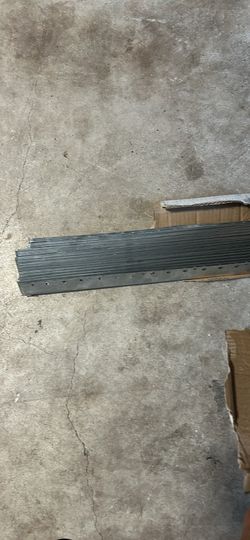 Drywall coner bead.
