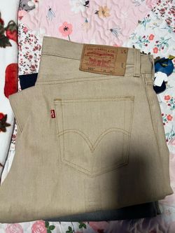 Levi’s pants