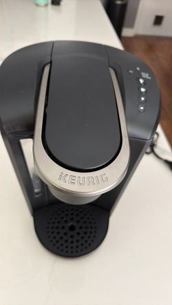 KEURIG COFFEE -k -cup maker