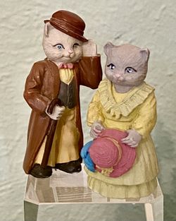 Miniature Vintage Cat Couple 1990 Collectible
