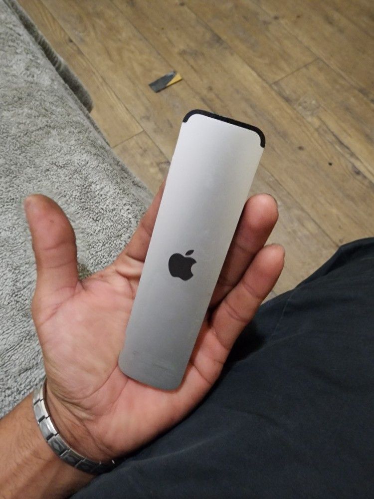 Apple TV Remote