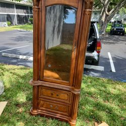 Wood Display Case With Light
