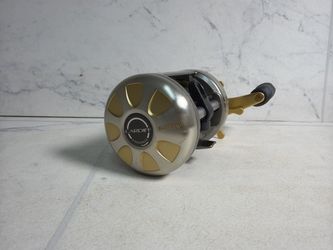 Shimano Cardiff 401A Round Baitcast Reel(A1G012160)