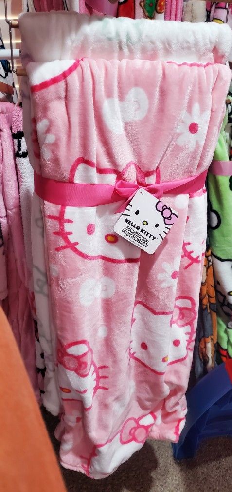 Hello Kitty Blanket