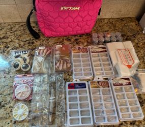 💅✨ Complete Nail Art & Acrylic Kit – $50