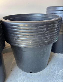 New Heavy Duty 25 Gallon Nursery Pot for Sale in Cathedral City, CA -  OfferUp