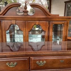 China Cabinet 