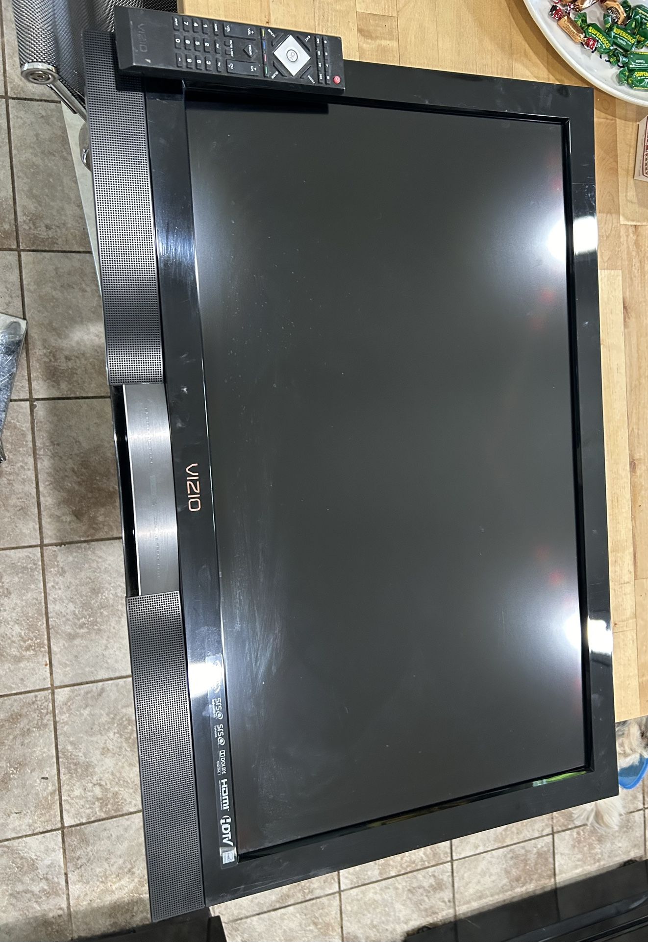 32 Inch Vizio.