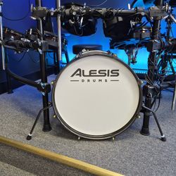 Alesis Strata Prime (Excellent Condition) + Hardware Extras