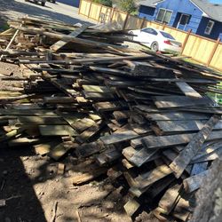 Free Cedar Fence Boards in Parkland