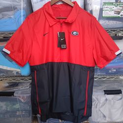 Georgia Bulldogs Nike Men's Half-Zip Lightweight Coaches Windbreaker Jacket - Standard Fit