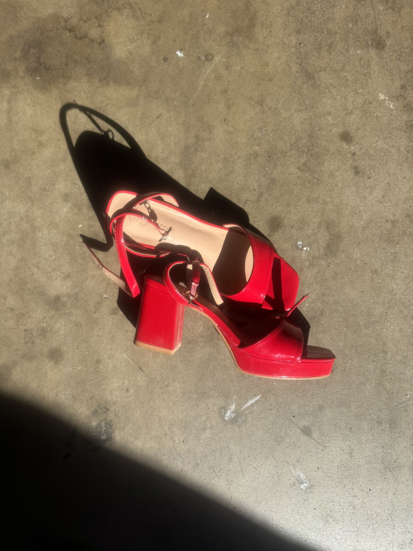 Size 8.5 To 9 Red Chunky Heels