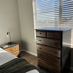 Dresser And Nightstands