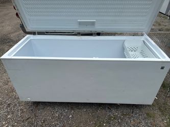 Extra Capacity Deep Freezer