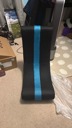 Floor gaming chair