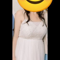 Adrianna Papell White bead embroidered dress Size 8 Ivory pleated floor length maxi

Condition is used in excellent condition

Don't miss this chance 