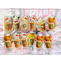 Sanrio 4cm Acrylic  13 pcs 