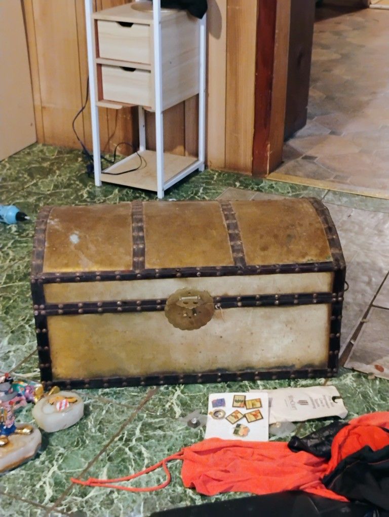 Pirates Trunk