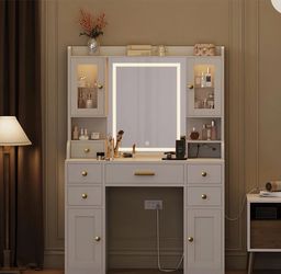Vanity desk