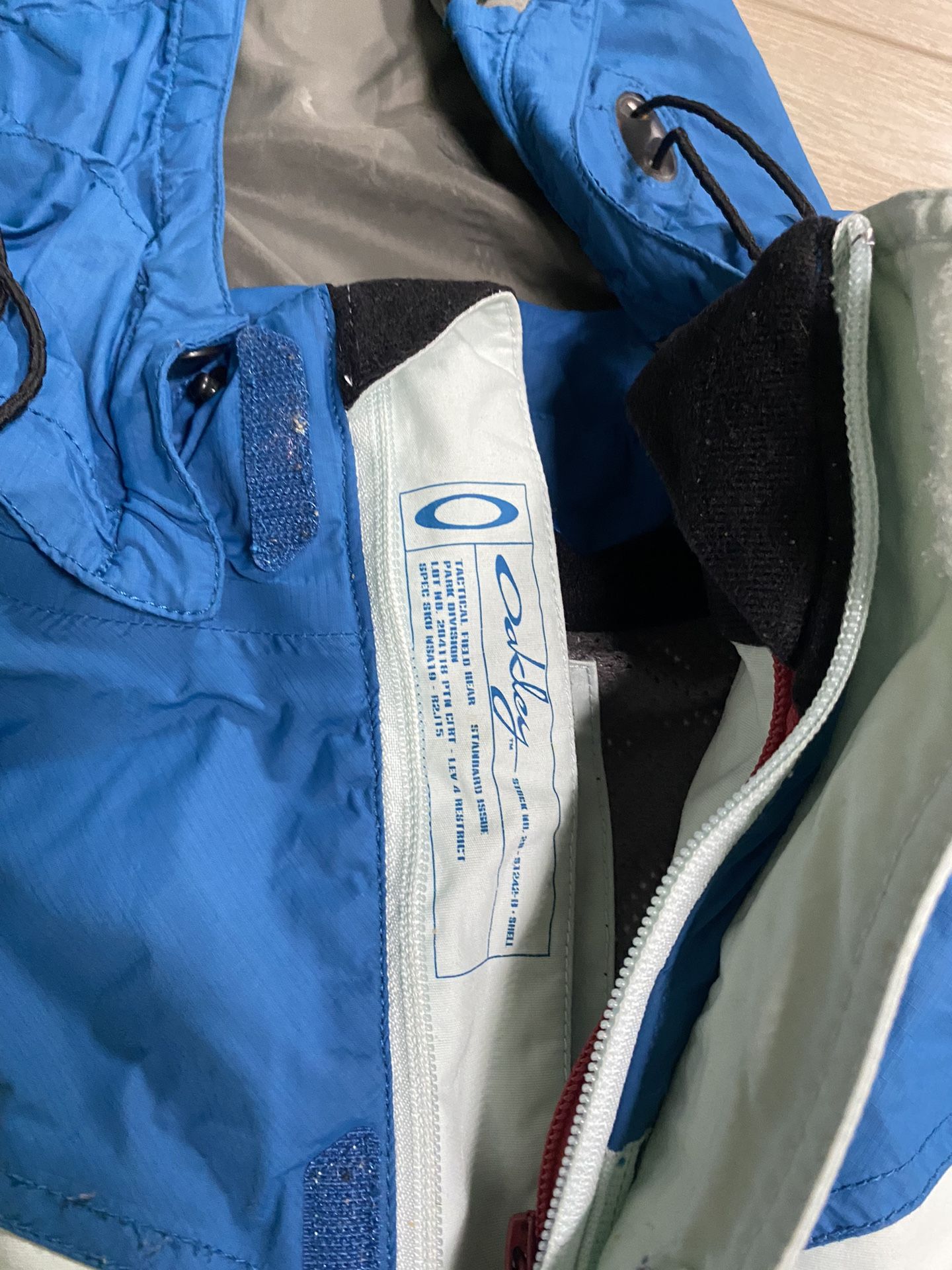 Vintage / Y2K Oakley Road Fuel 3 Ski Jacket for Sale in San Vintage / Y2K Oakley Road Fuel 3 Ski Jacket for Sale in San