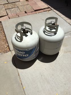 Propane tank empty two basios blue Rhino
