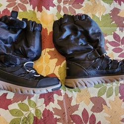 Stride Rite Black Youth Washable Winter Boots Size 11W 