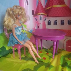 Barbie, Mattel Dining Table And Chair For 12" Dolls