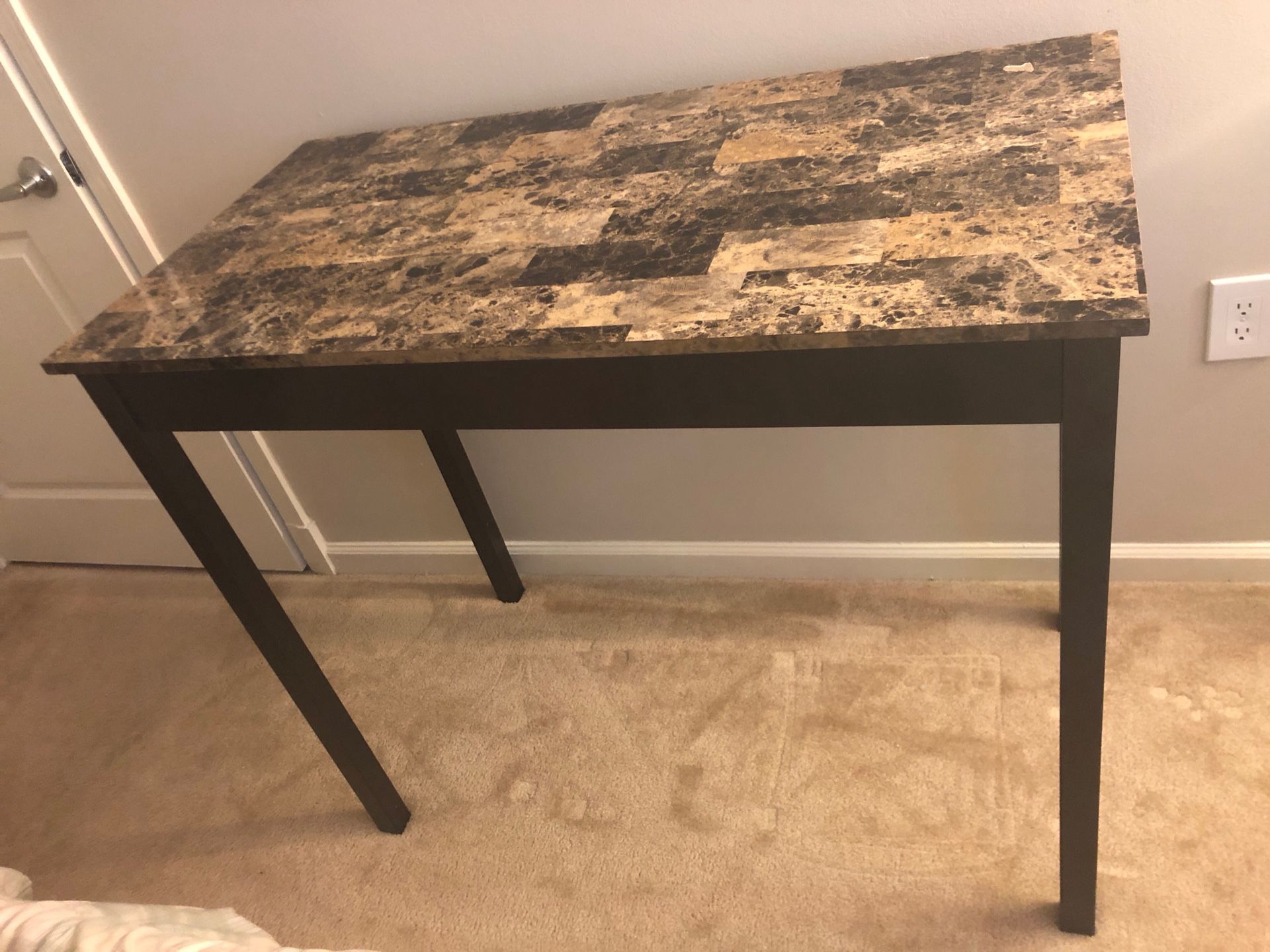 Counter Top Dining Table with 2 bar stools