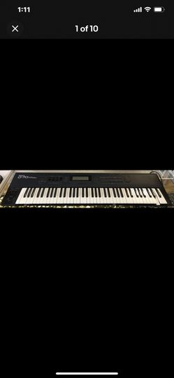 Roland D-70 Synthesizer 
