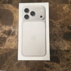 iPhone 17 Pro Silver
