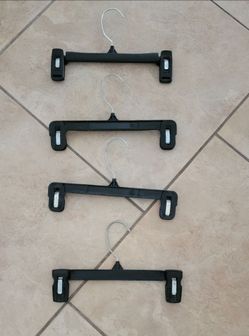 100 kids bottom Hangers $20