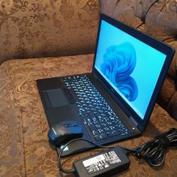 Laptop Dell Latitude E5570-core i5-8gb Ram-128gb HD SSD Solid-goo-d For Studen-ts.
