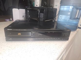 DCD-610 Compact Disc Player