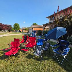 folding chairs/lawn chairs