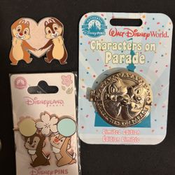 Disney Pins 