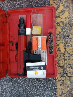 Ramset Powder Actuated Tool Kit with Case