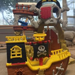 Pirate Ship And Castle 